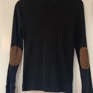 Ralph Lauren shirt size small. Leather patch sleeve and shoulder detail